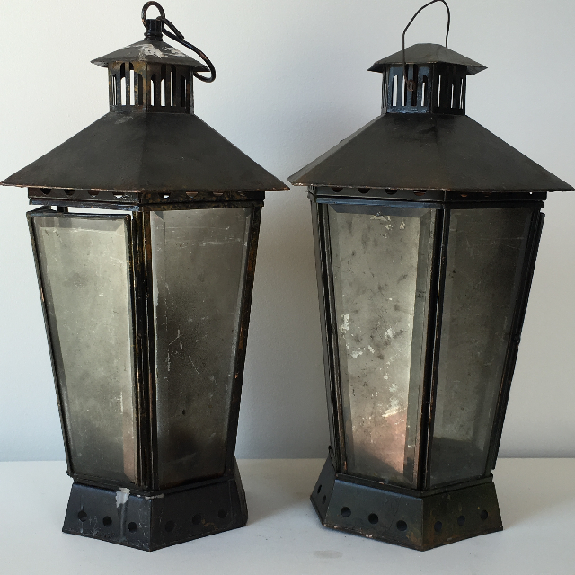 LANTERN, Blackened Coach Light